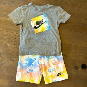 Nike short and shirt set size 7